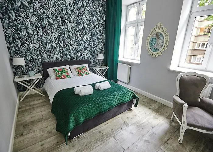 Zielony Apartament De Lux Dla 4 Osob Chorzow Katowice